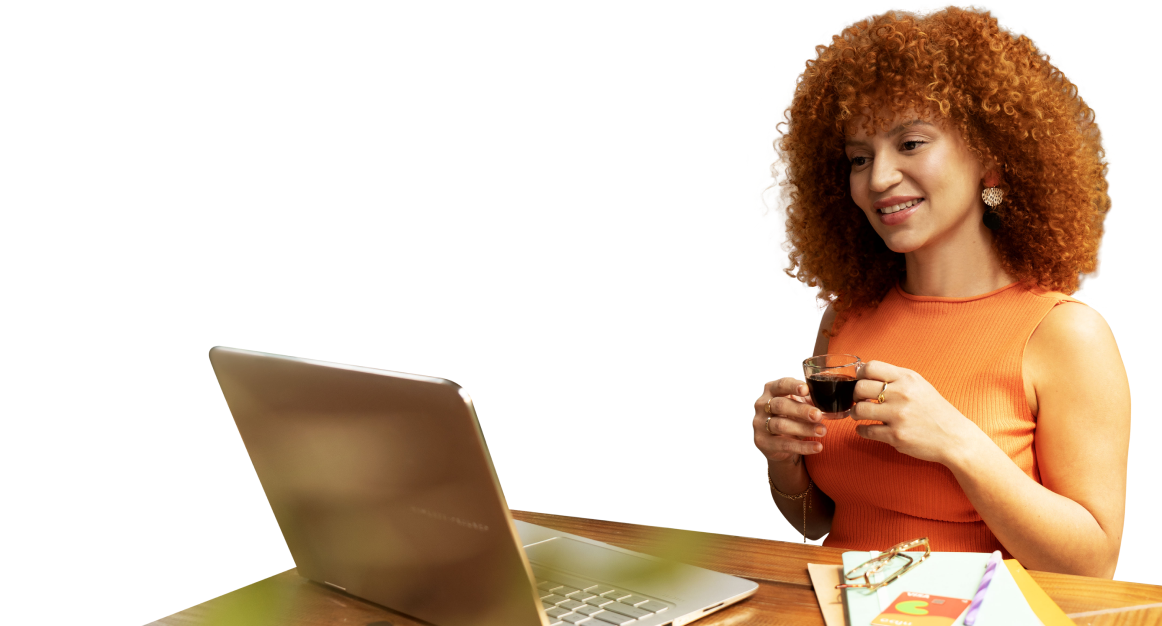 Mulher segurando Xícara de café